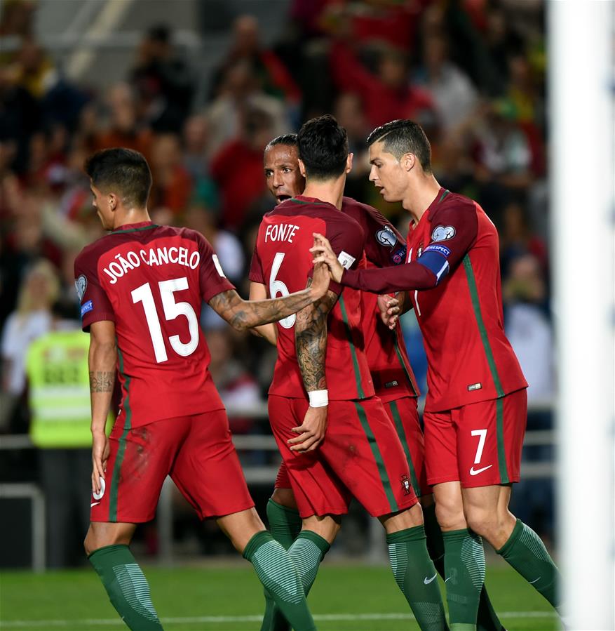 （体育）（3）足球——世预赛：葡萄牙胜拉脱维亚
