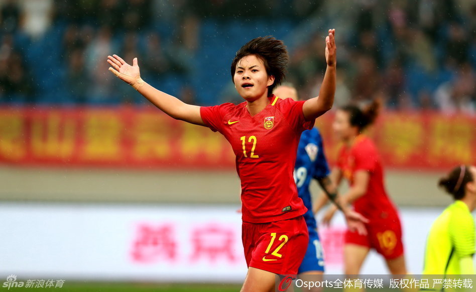 热身赛:中国女足2-0克罗地亚(高清组图)