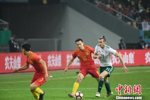 2018中国杯国足0:6惨败威尔士队 里皮不满意队