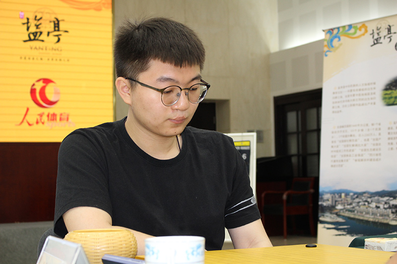杨鼎新