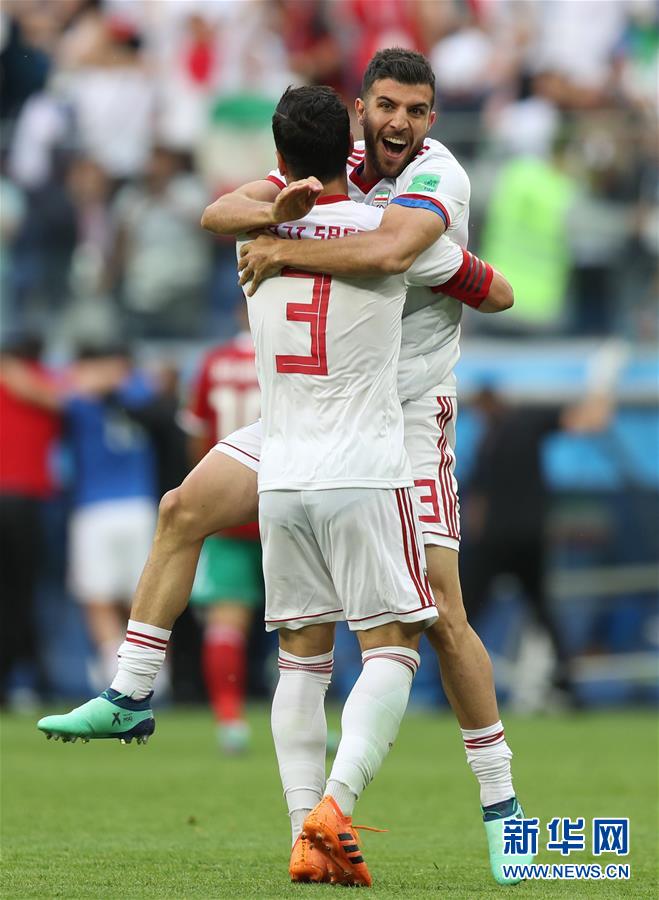 【世界杯】B组:伊朗队胜摩洛哥队