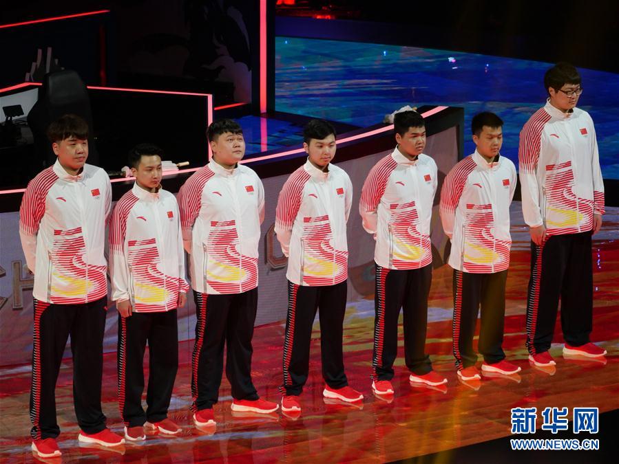高清组图:亚运会AOV中国代表队举行出征仪式