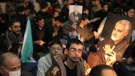 伊朗举行大规模游行集会抗议以色列袭击行径